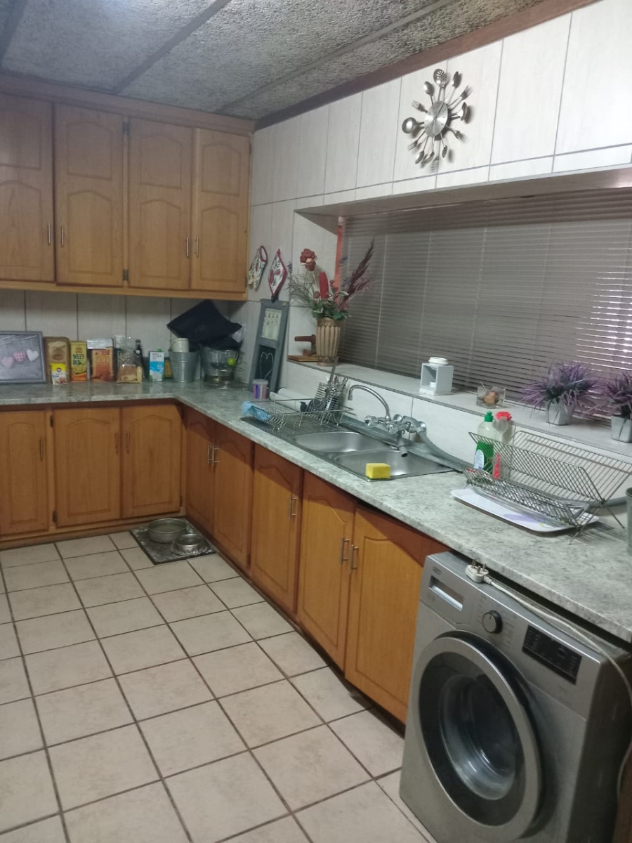 3 Bedroom Property for Sale in Fichardt Park Free State